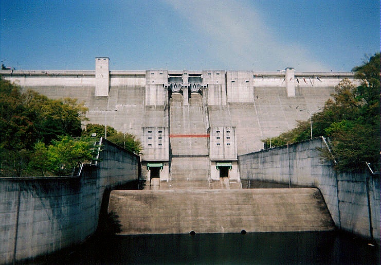 一庫ダム（兵庫）