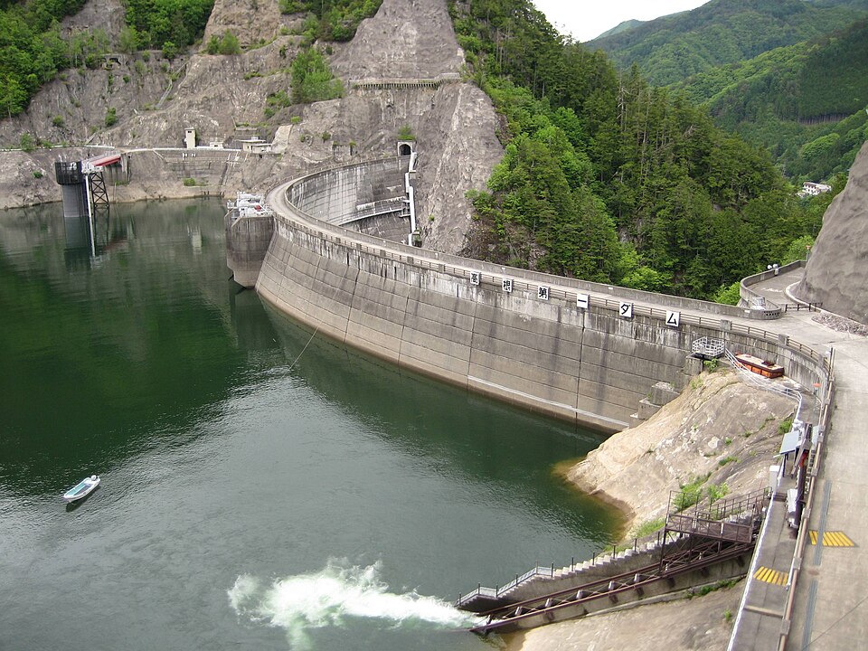 高根第一ダム（岐阜）