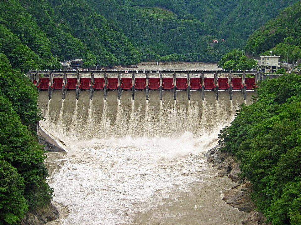 平岡ダム（長野）