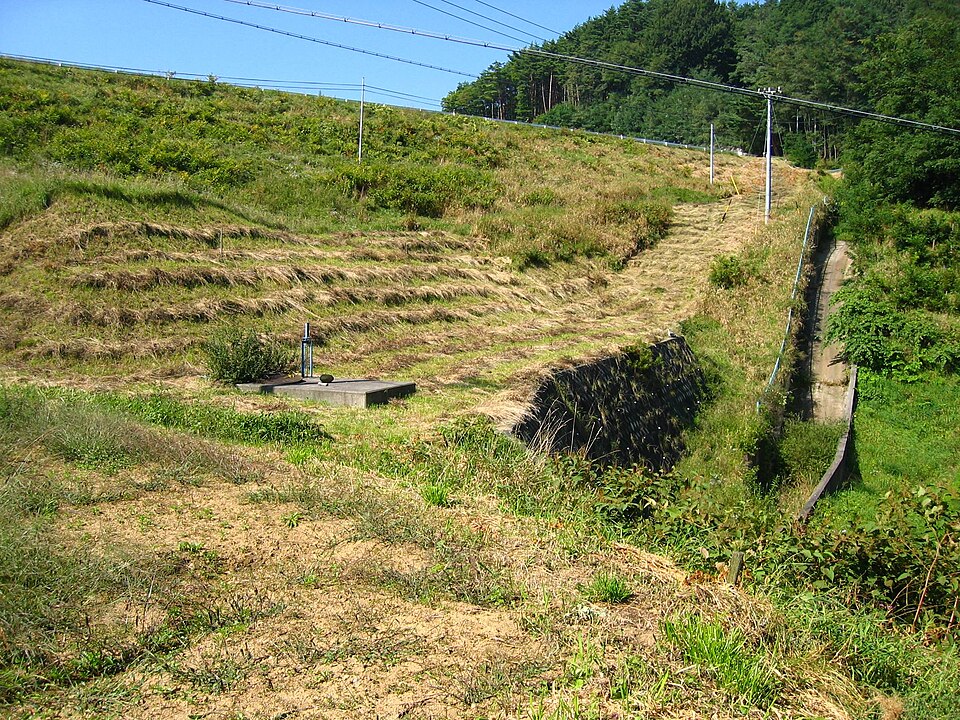 美鈴湖えん堤（長野）