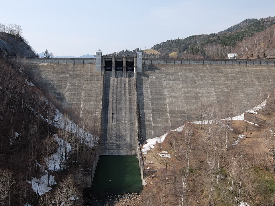 糠平ダム（北海道）