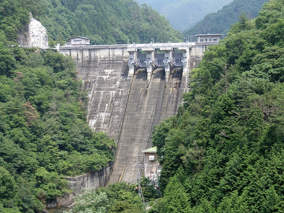 小阪部川ダム（岡山）
