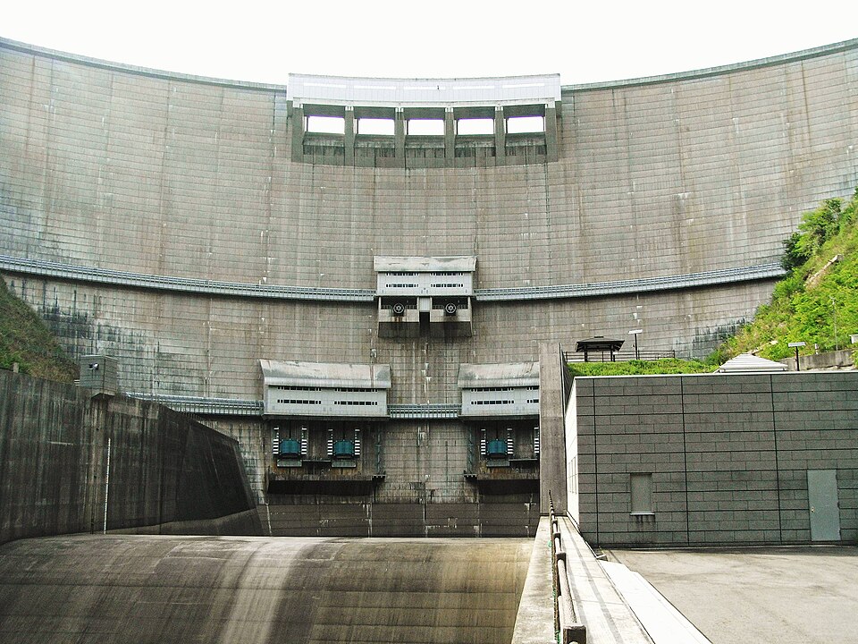 温井ダム（広島）