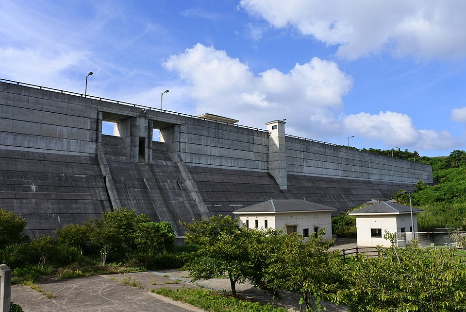 見島ダム（山口）