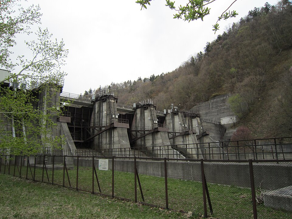 砥山ダム（北海道）