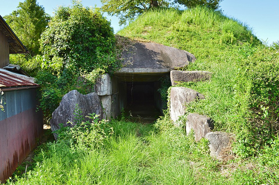岩屋山古墳（奈良）