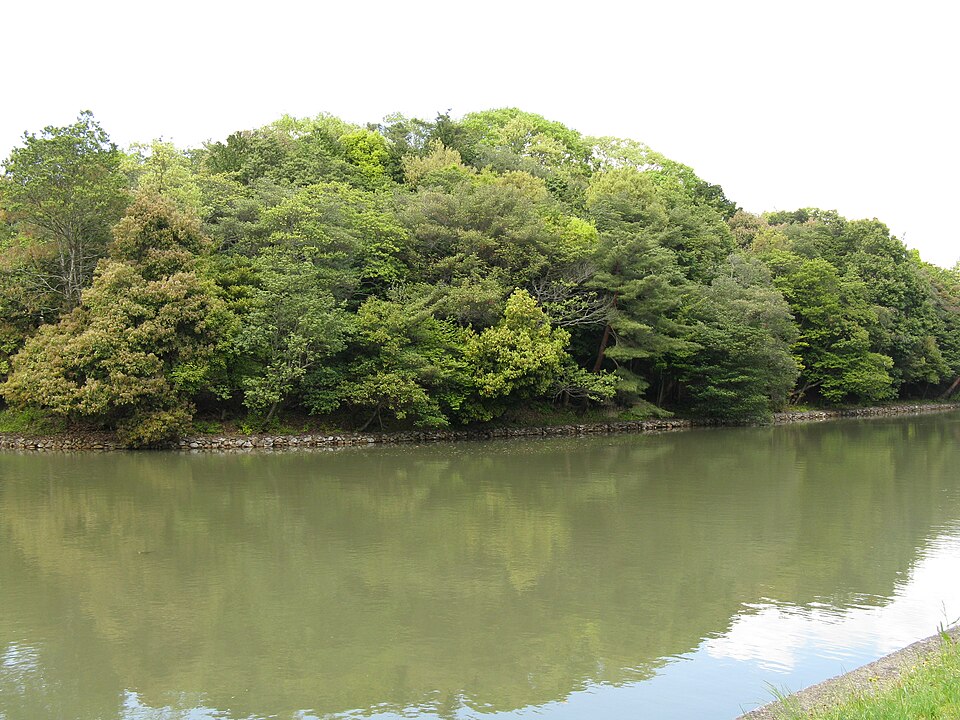 佐紀陵山古墳（奈良）