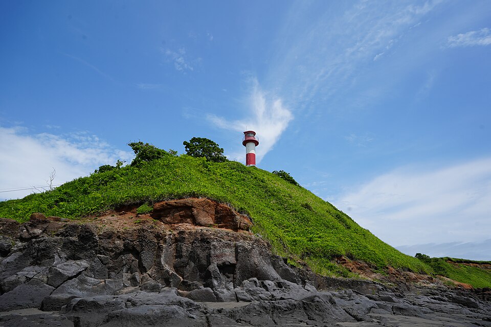 アヨロ鼻灯台（北海道）