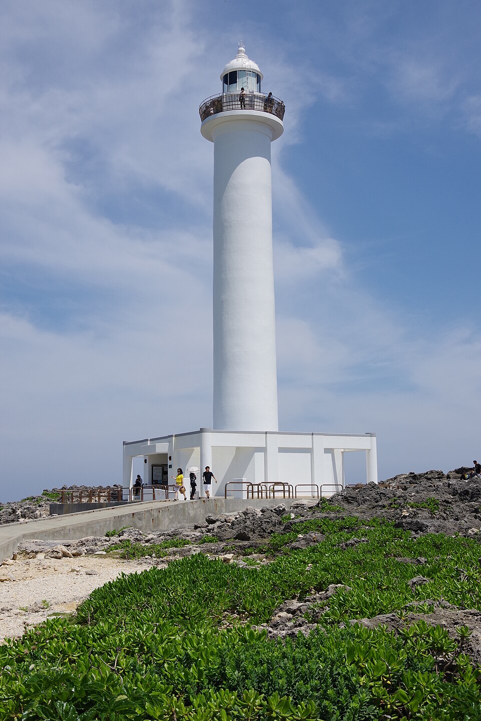 残波岬灯台（沖縄）