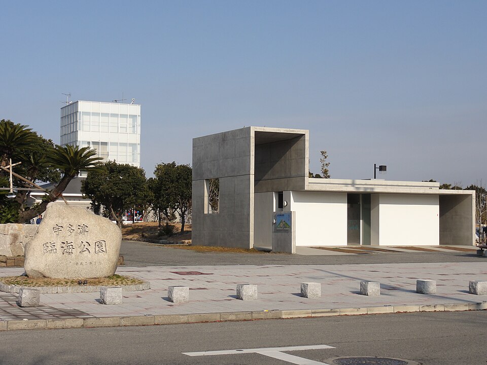道の駅恋人の聖地 うたづ臨海公園（香川）