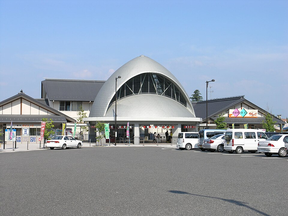 道の駅竜王かがみの里（滋賀）