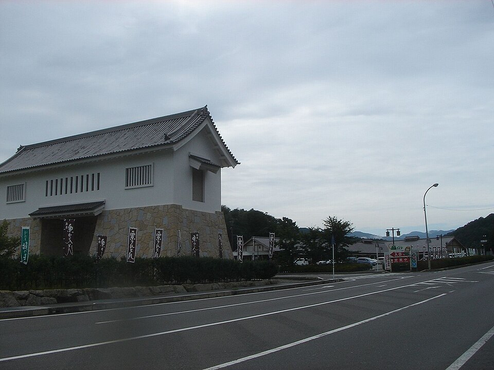 道の駅織部の里もとす（岐阜）