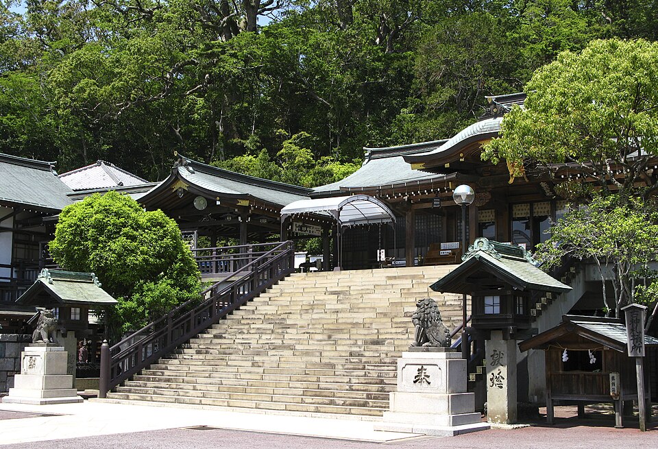 鎮西大社諏訪神社（長崎市）