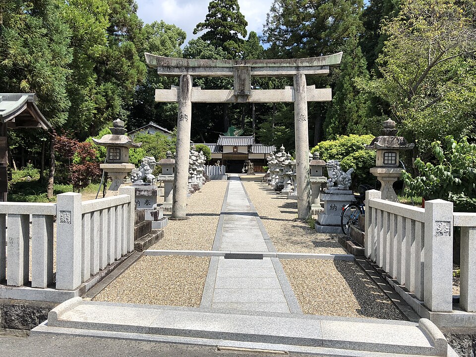 山上八幡神社（奈良）