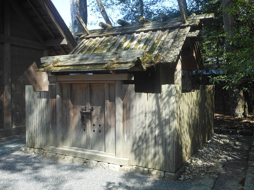 由貴御倉（三重）