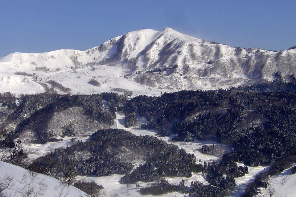 ハチ高原スキー場（兵庫）