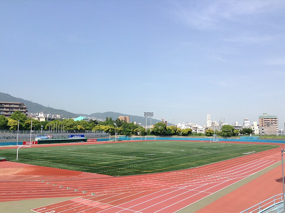 神戸市王子スタジアム（兵庫）