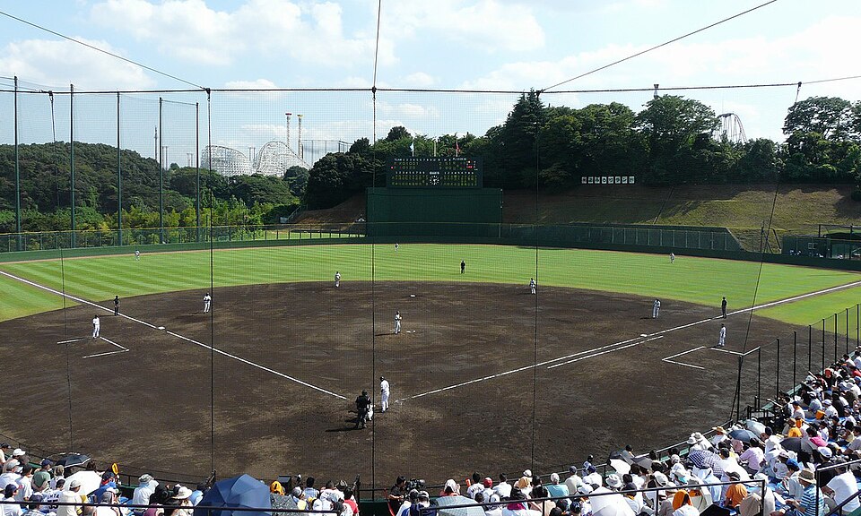 読売ジャイアンツ球場（神奈川）