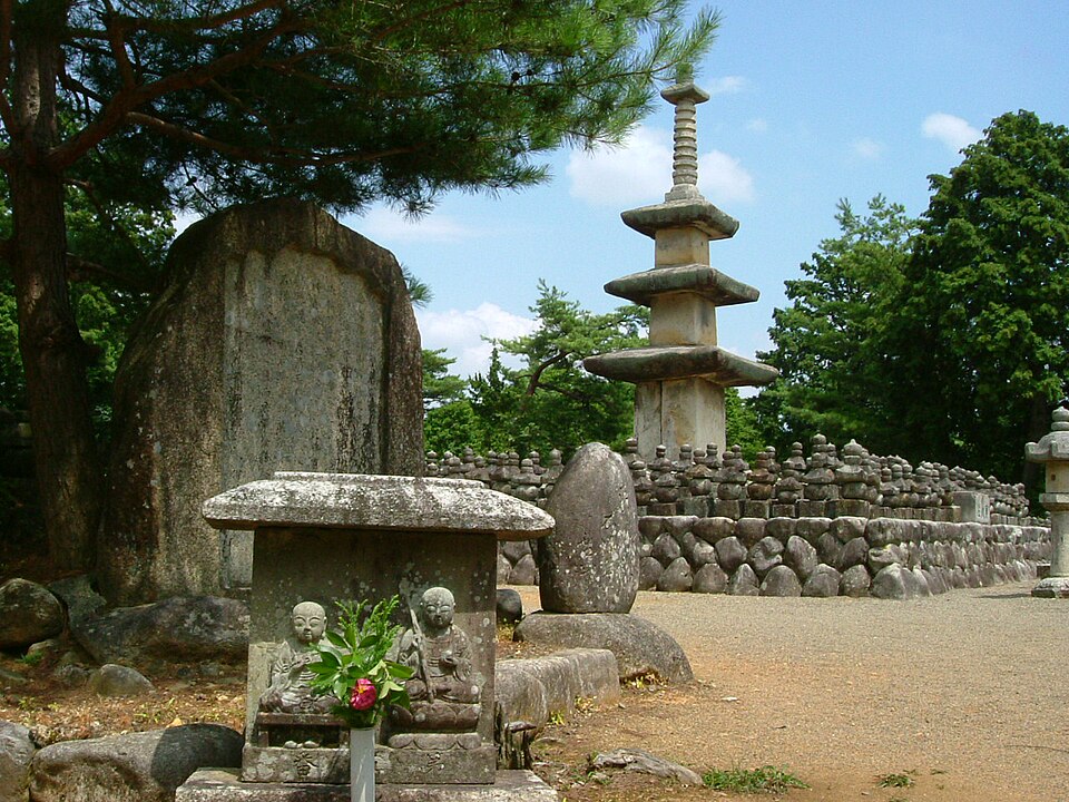 石塔寺（滋賀）