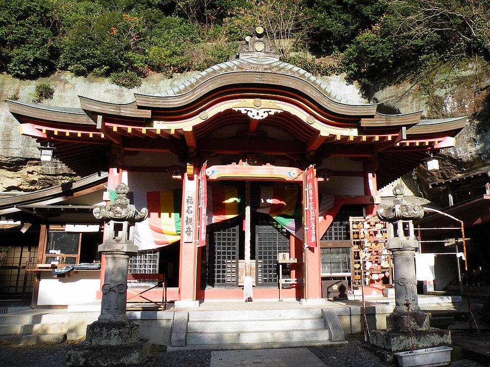 福石観音（長崎）